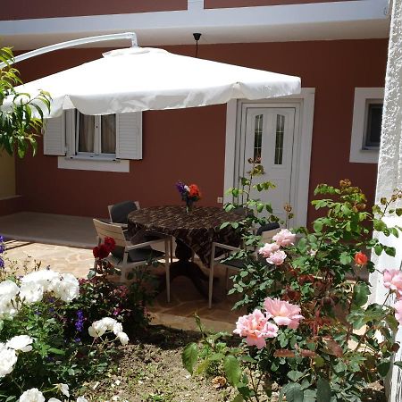 Angelika House 1 Apartamento Marathiás Exterior foto